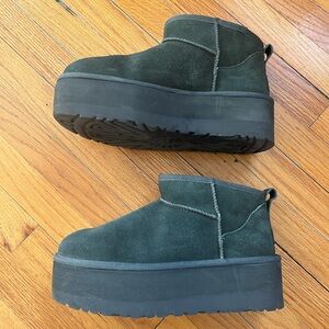 Mini Ugg khaki green